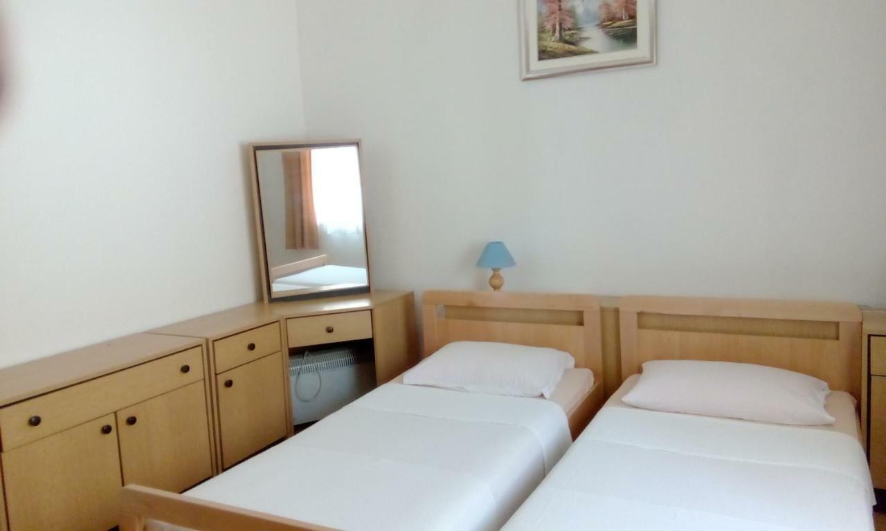 זאדאר Apartments Zrilic מראה חיצוני תמונה